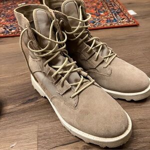 Women’s Sorel Tan Boots